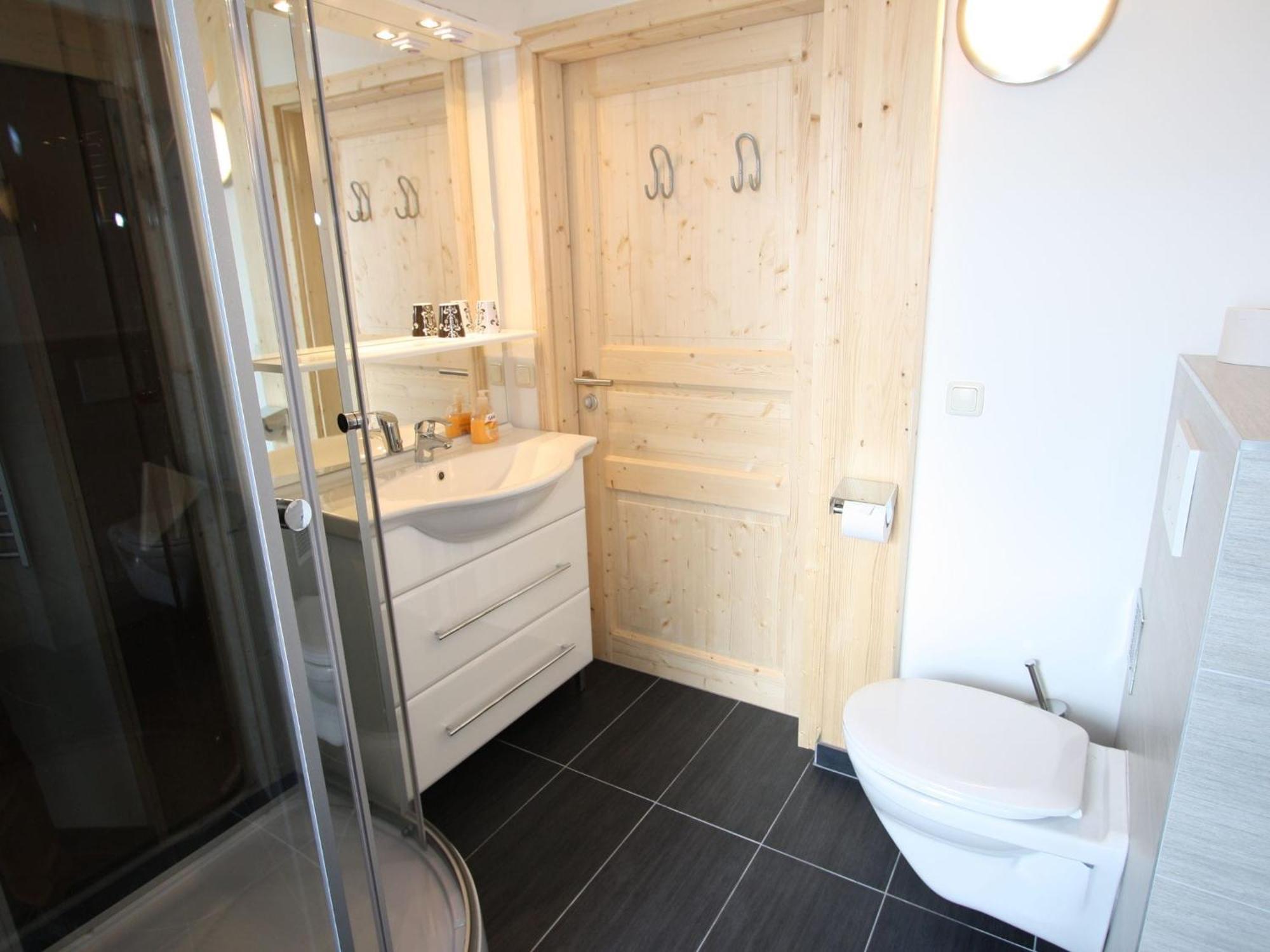 Nice Chalet In Hohentauern Styria With Sauna Villa Eksteriør bilde
